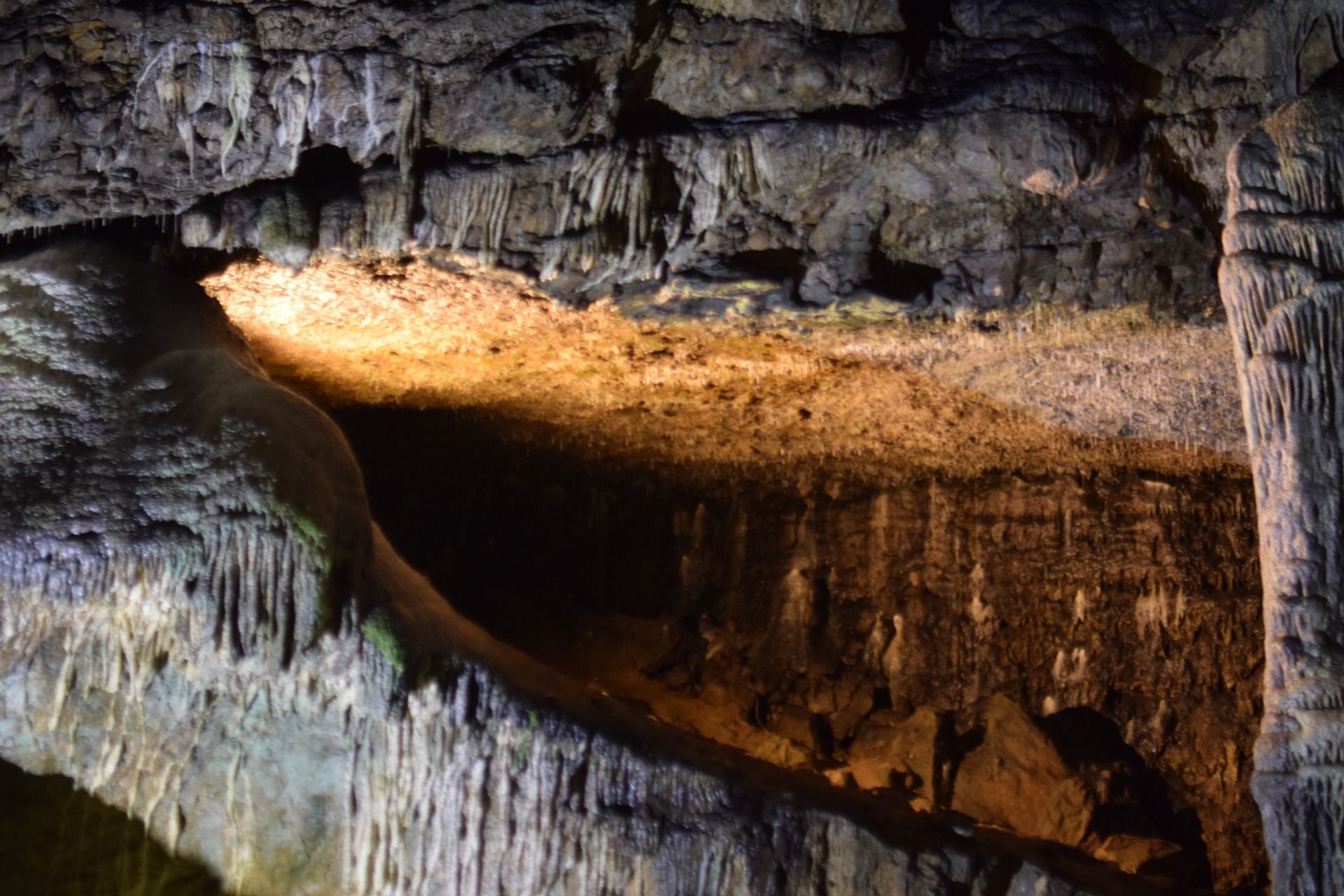 More amazing rock formations in the cave
