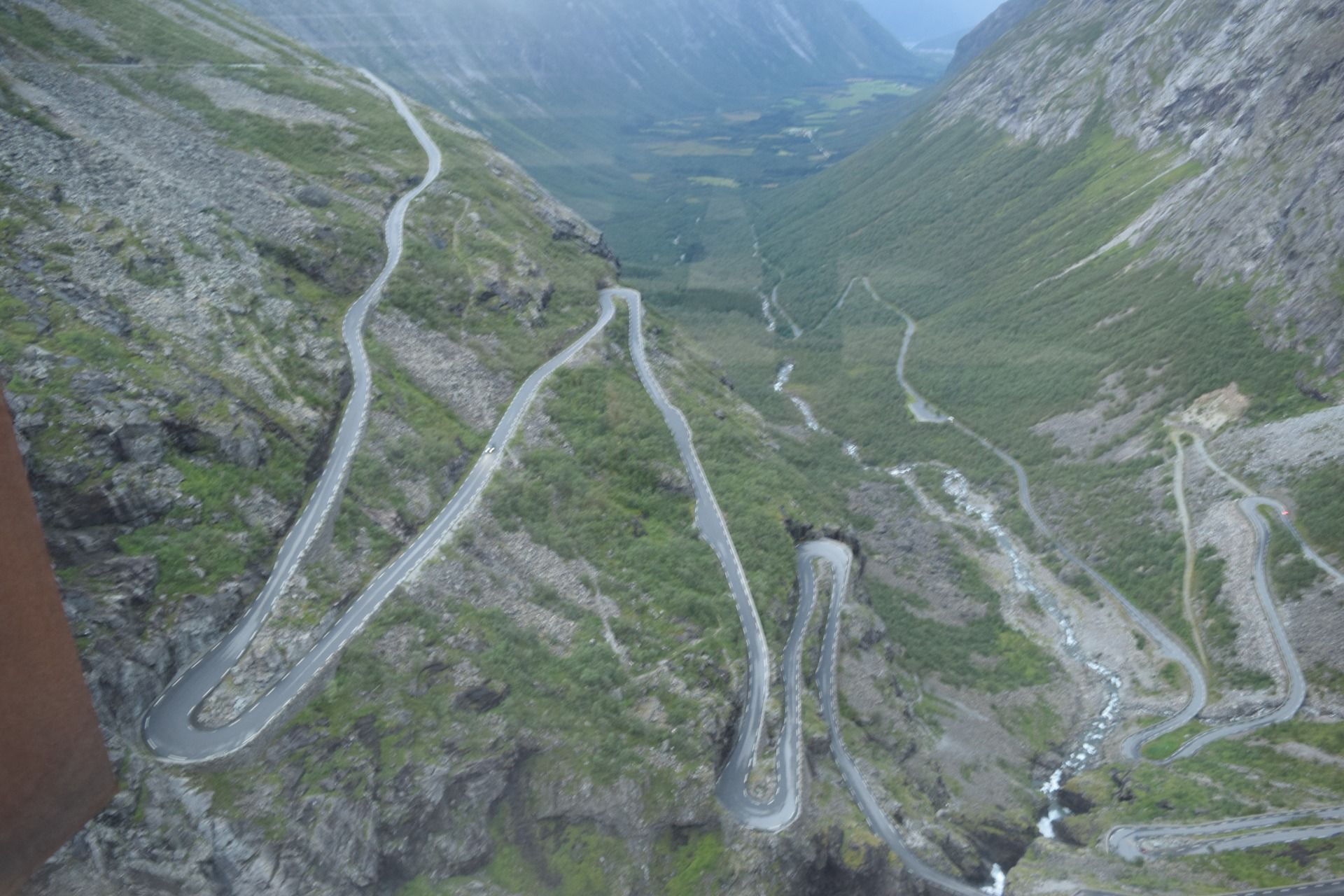 ... still wondering....