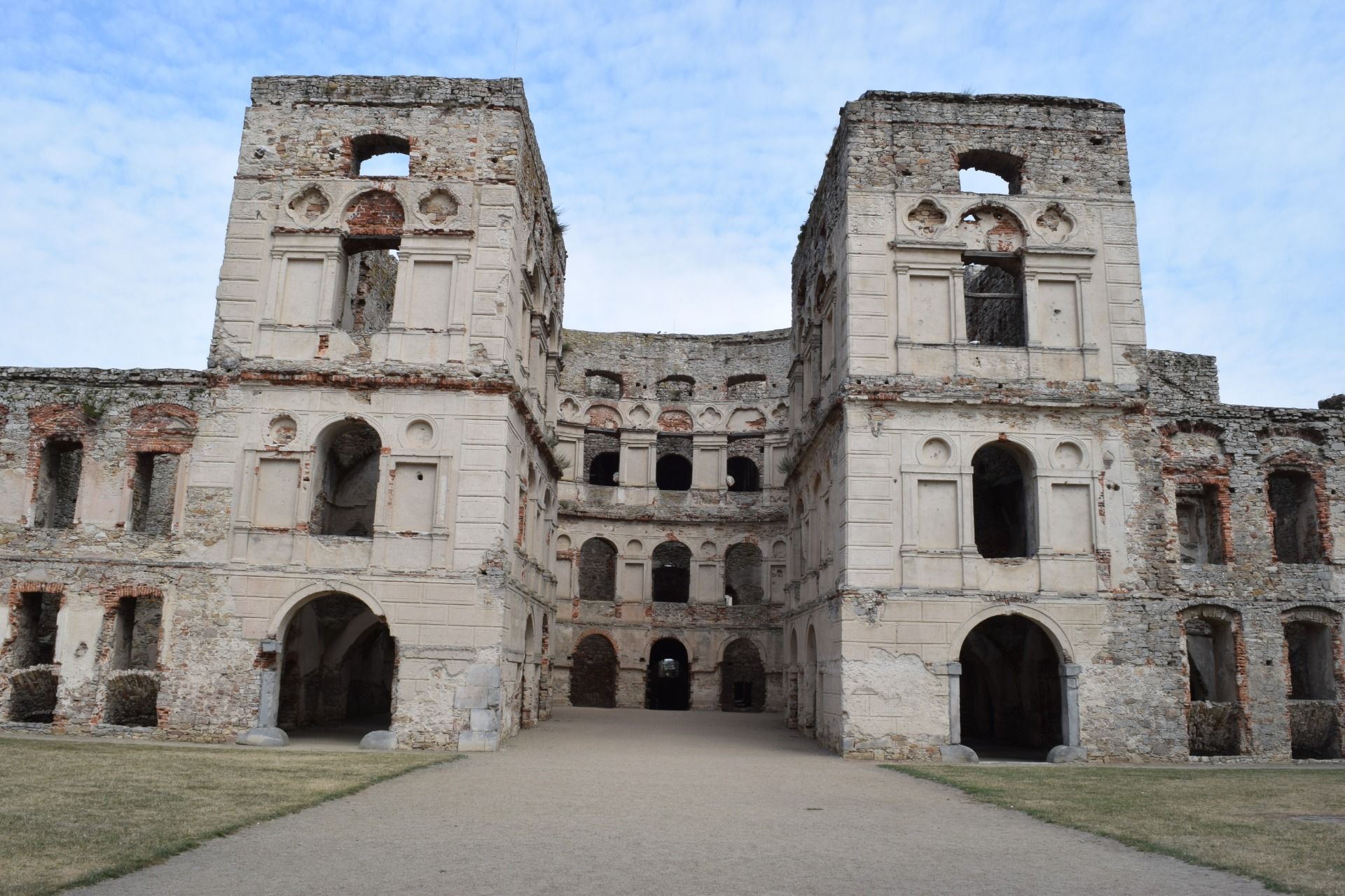 Krzyztopor castle