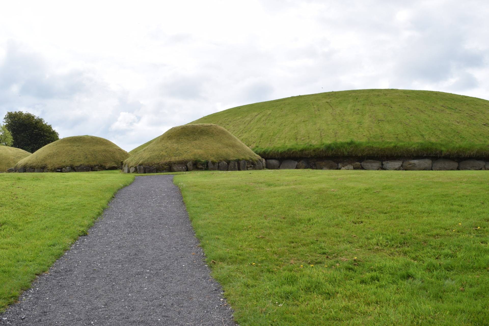 Neolithic grave sites Knowth and Newgrange - Ireland