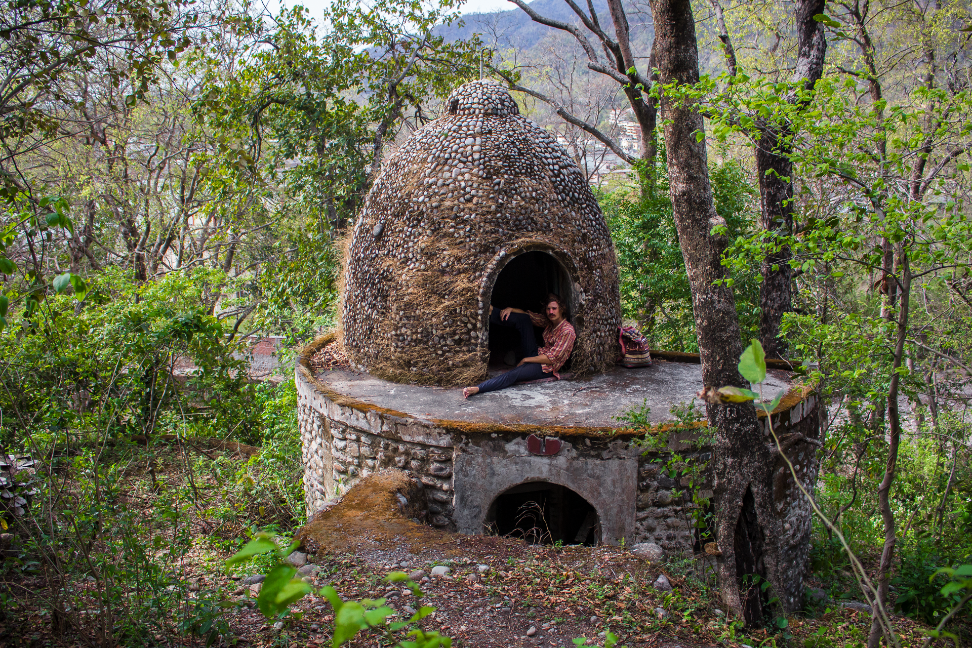 A meditation and living quarter for one person. The top dome had perfect acoustics, the centre part a sleeping space and cooking area on the bottom.
