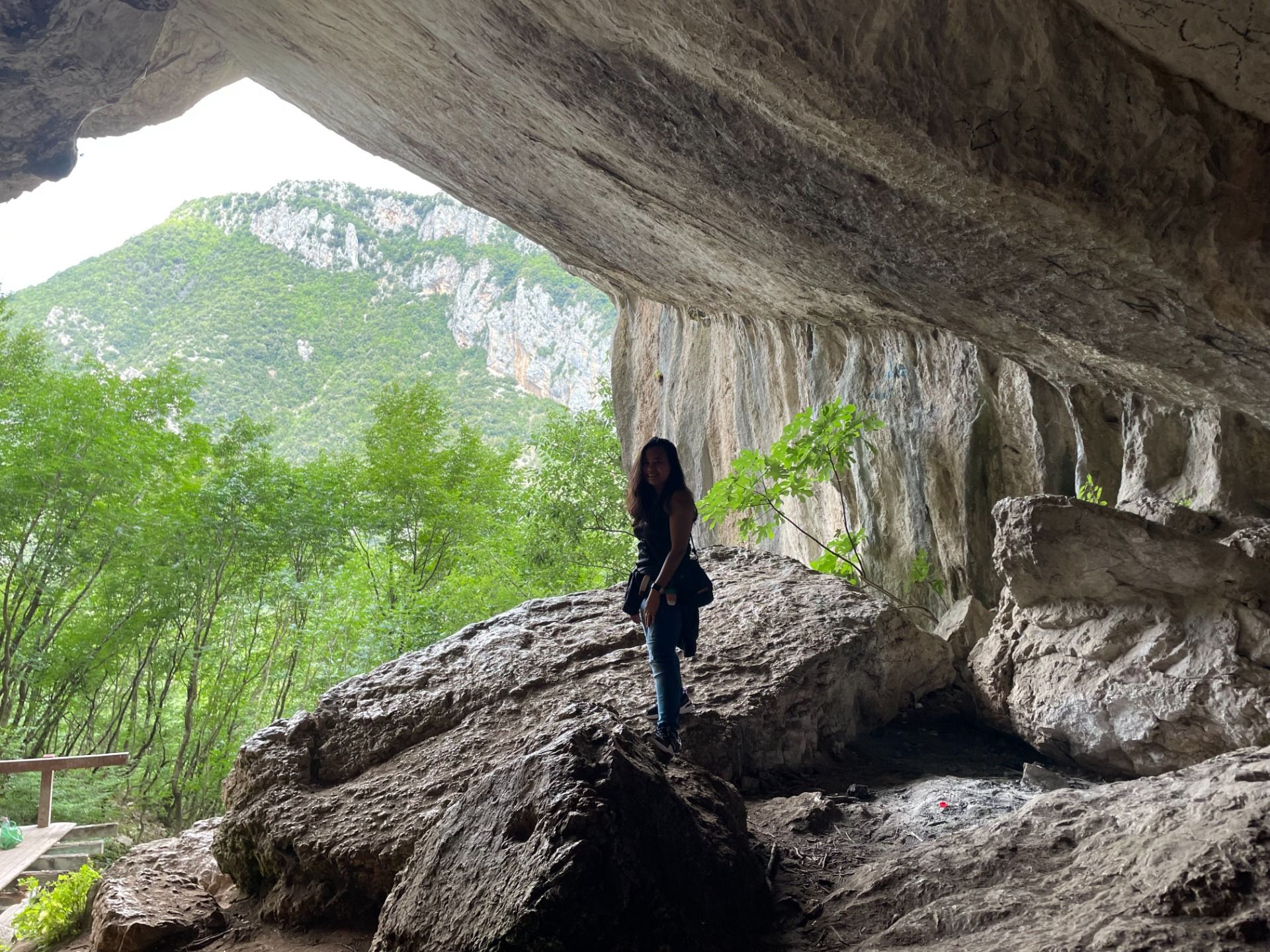 Pelumbas Cave