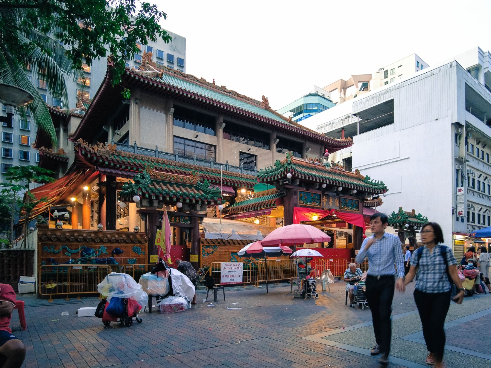 From Shrines to Sculptures: A Tour of Waterloo Street's Religious Landmarks