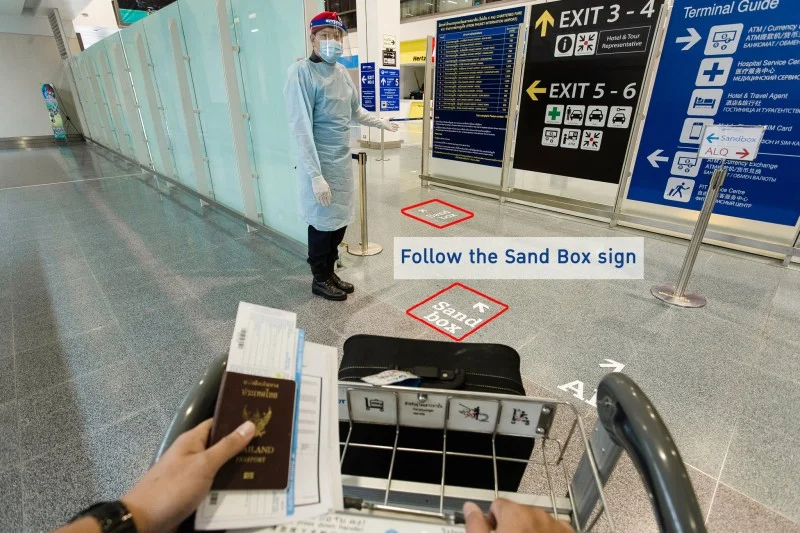 [Quelle](https://www.thephuketnews.com/phuket-officials-issue-new-order-for-sandbox-tourist-arrivals-from-july-1-80468.php)