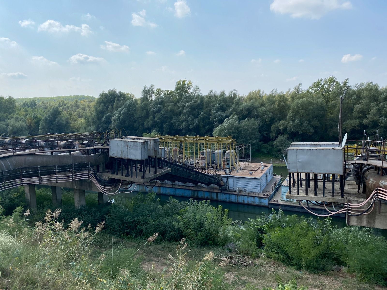 Big floating pump station in Daieni built in the 70’s (24 pumps)