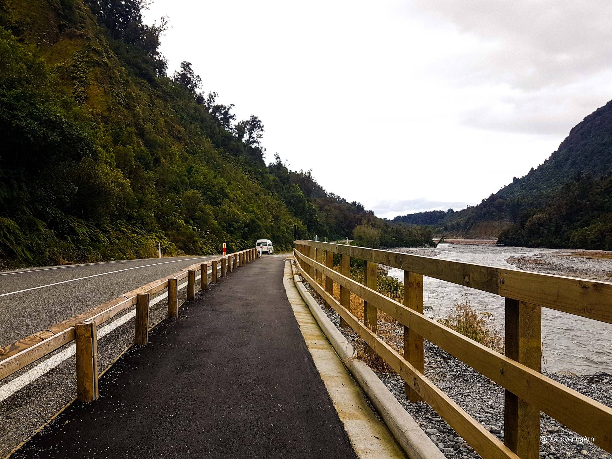 Te Ara a Waiau Walkway next to the access road