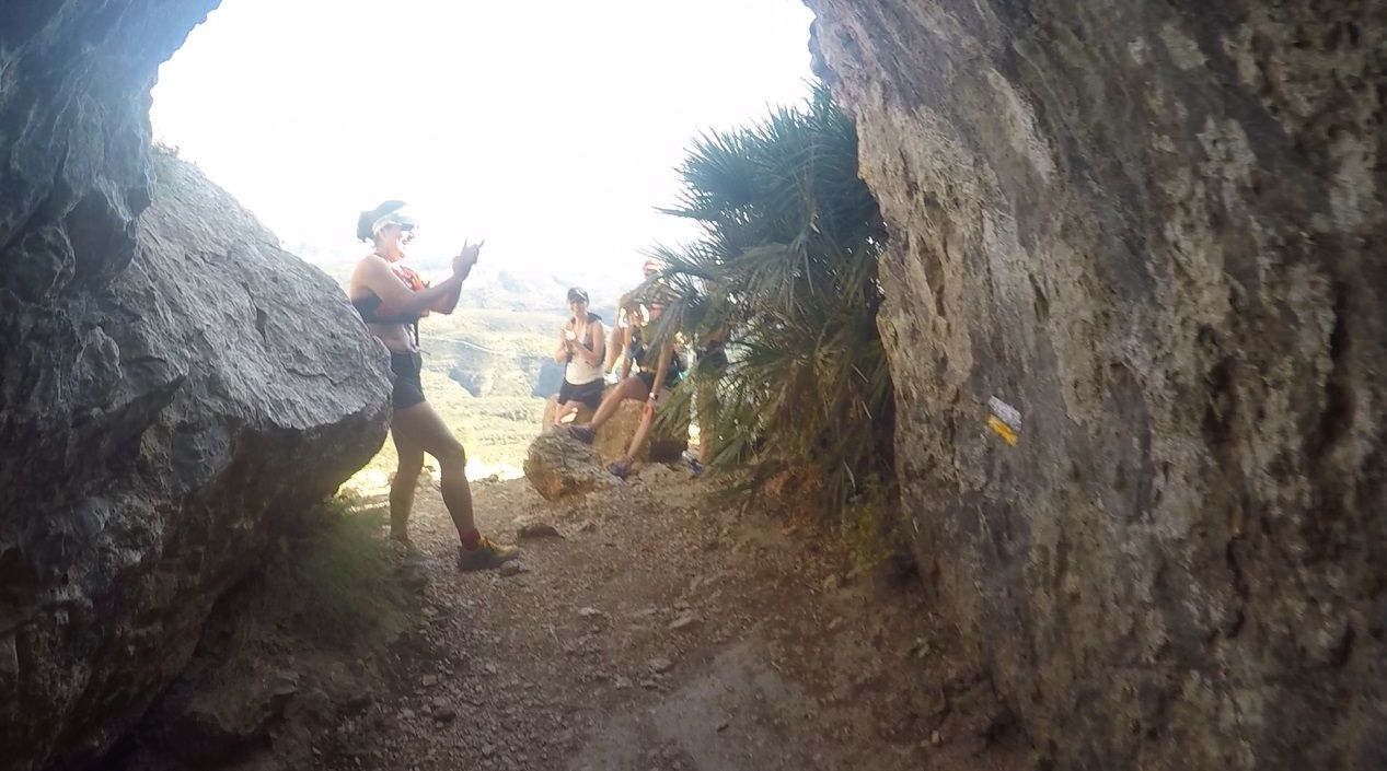 A group of girls waiting for me to go through the tunnel and clapping at the north face (I didn’t know them, they were just happy people).
