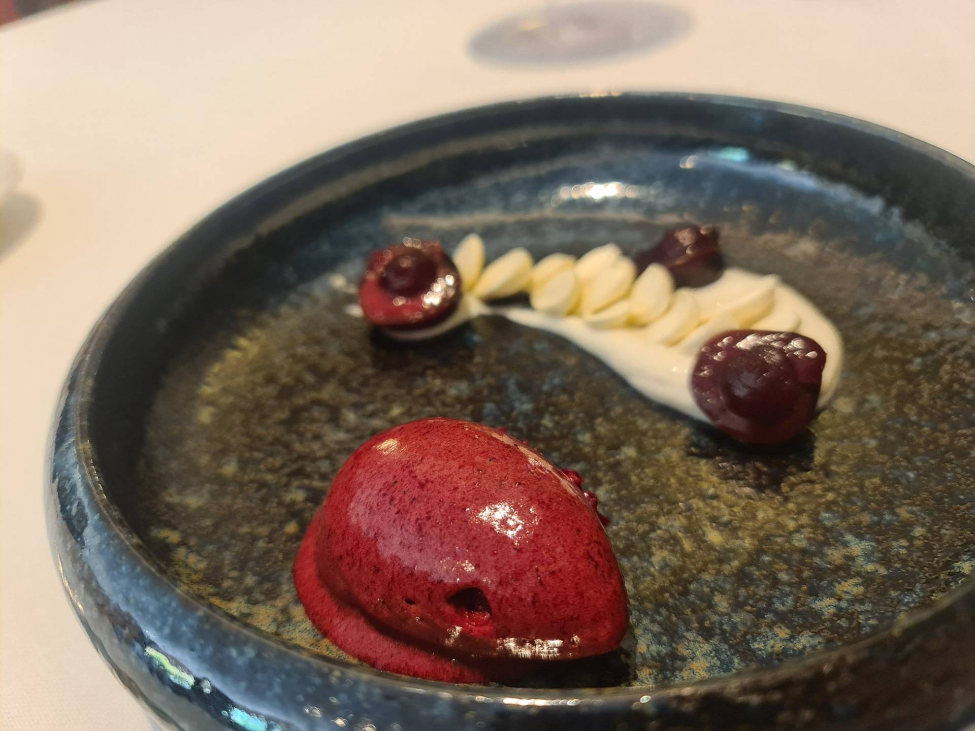 Cherries with tender green almonds and royal thyme (First main dessert) (3).