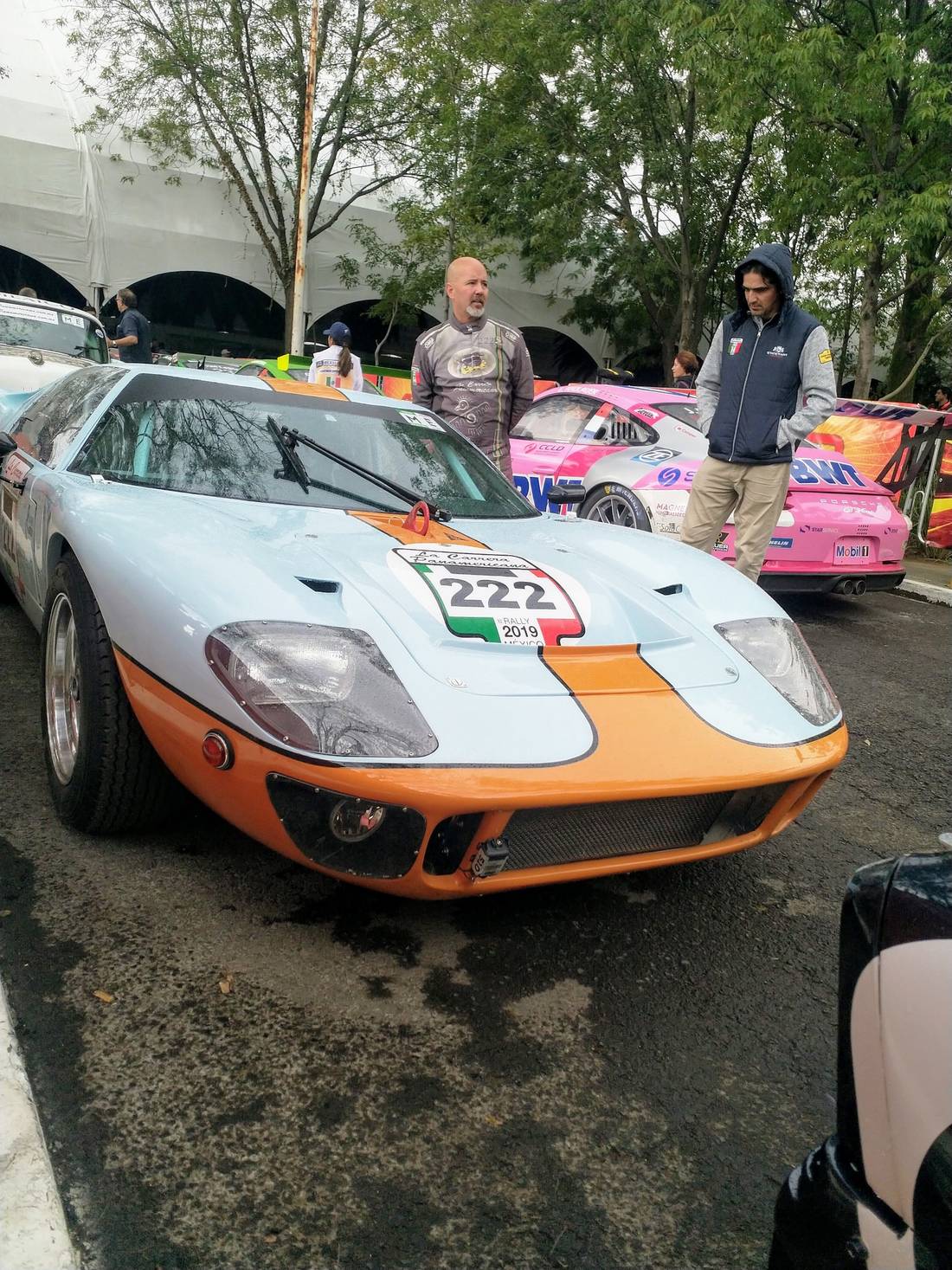 Old Ford GT (a legend)