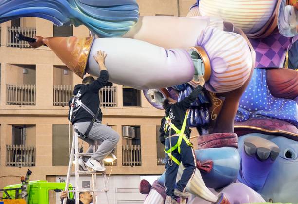 Fallas 2020: La Plantà (Featuring Valencia’s Best Street Artist: Escif)
