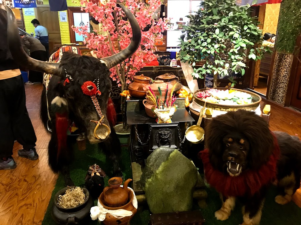 Road trip to Tibet , Day 11---Tibetan Restaurant and Food