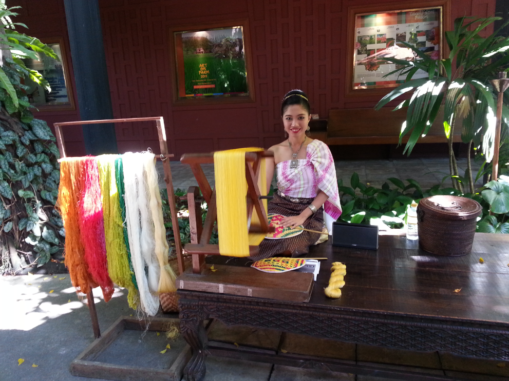 Jim Thompson Museum ,a quiet private villa in downtown Bangkok