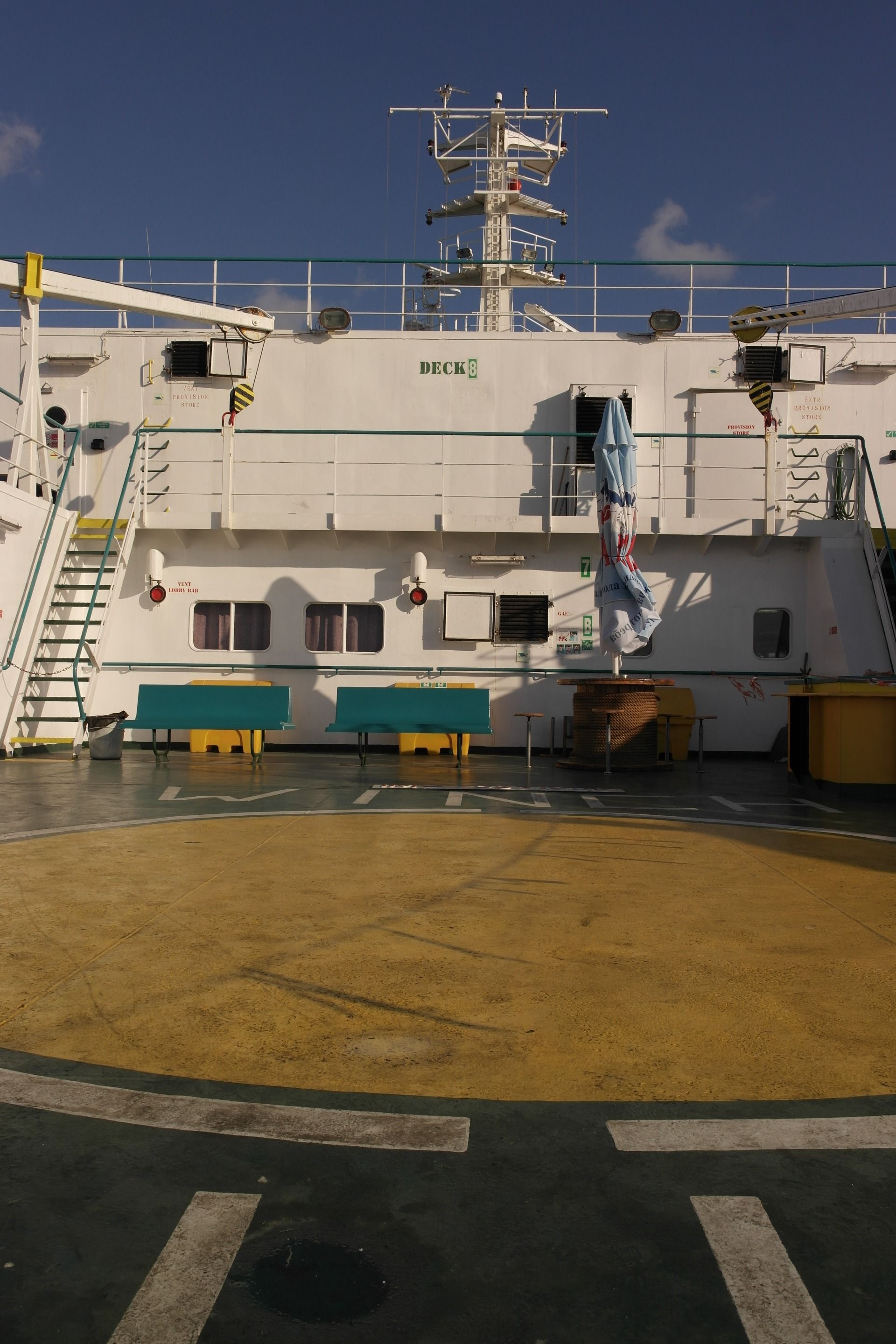 Deck 8 - 40 square meters of freedom.