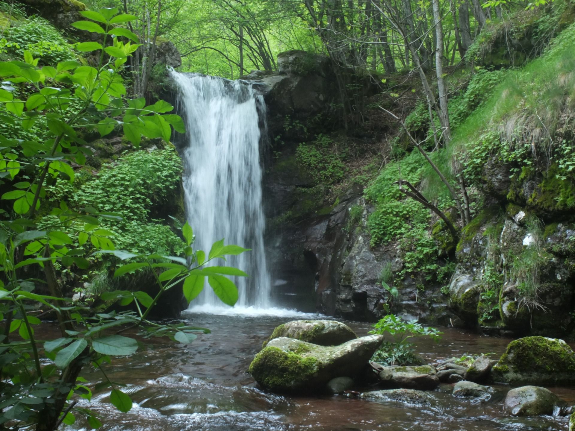 Bikecamping Trip in Serbia: Lakes and Waterfalls of the Old Mountain.