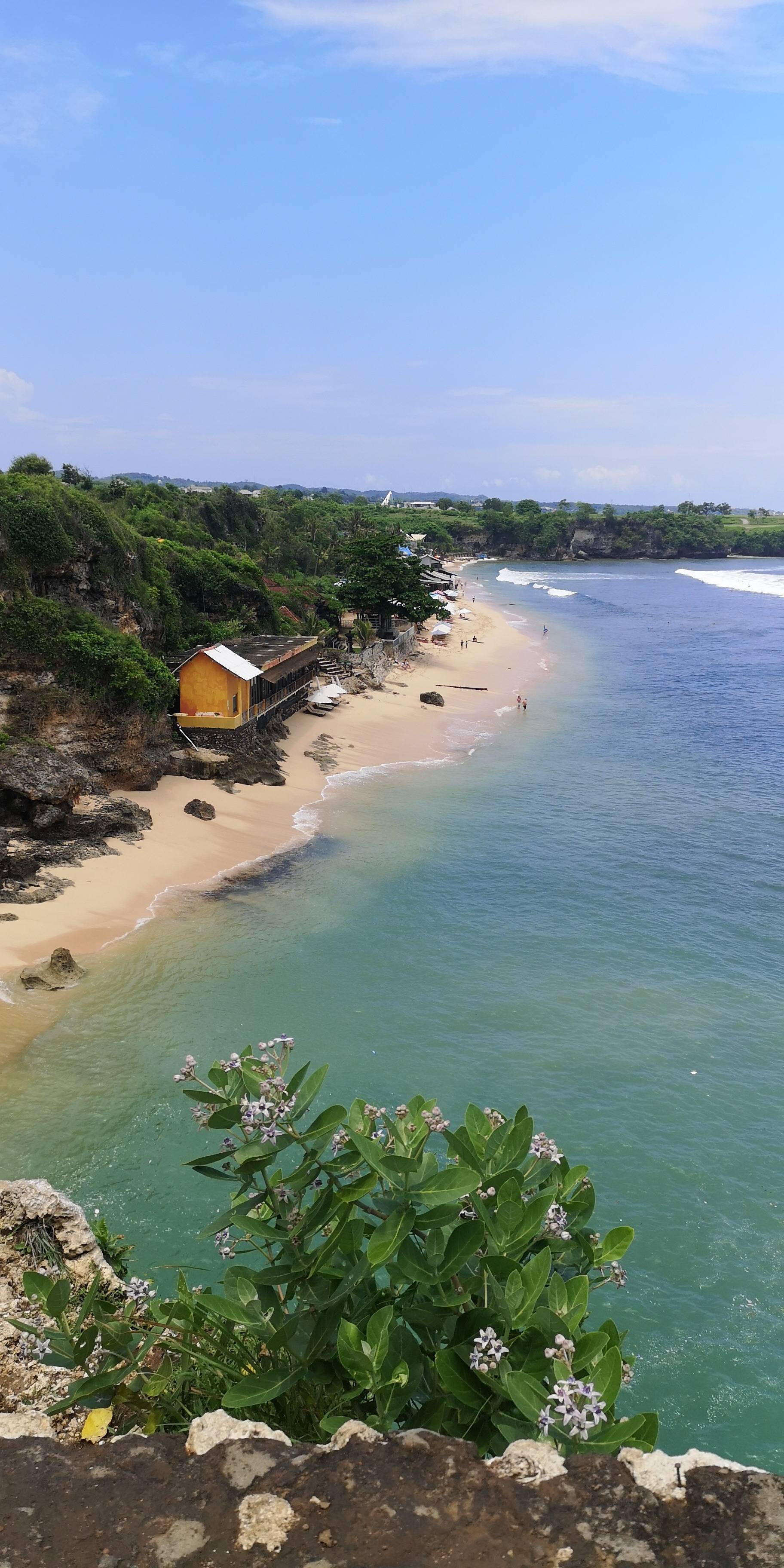 Beautiful Beaches in Uluwatu /Bali
