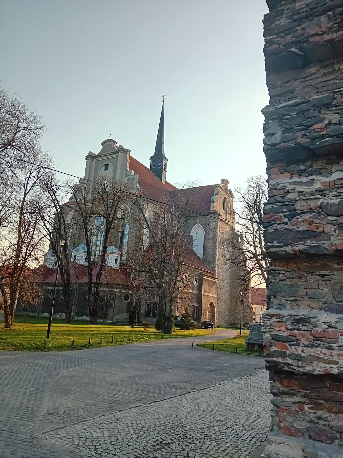 Back View heading towards Marianna Palace.