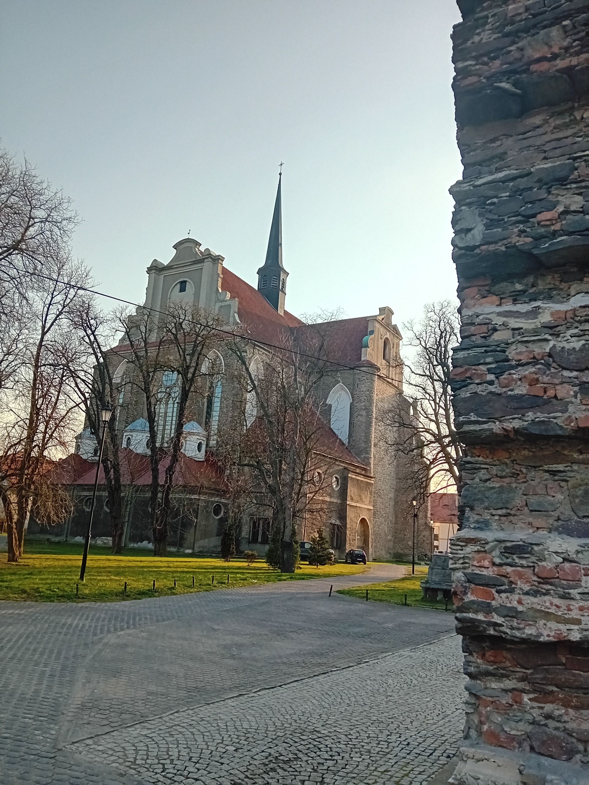 Back View heading towards Marianna Palace.
