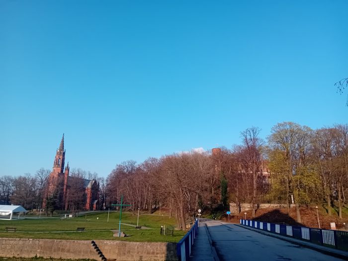 Still walk toward Palace, protestant church on left.
