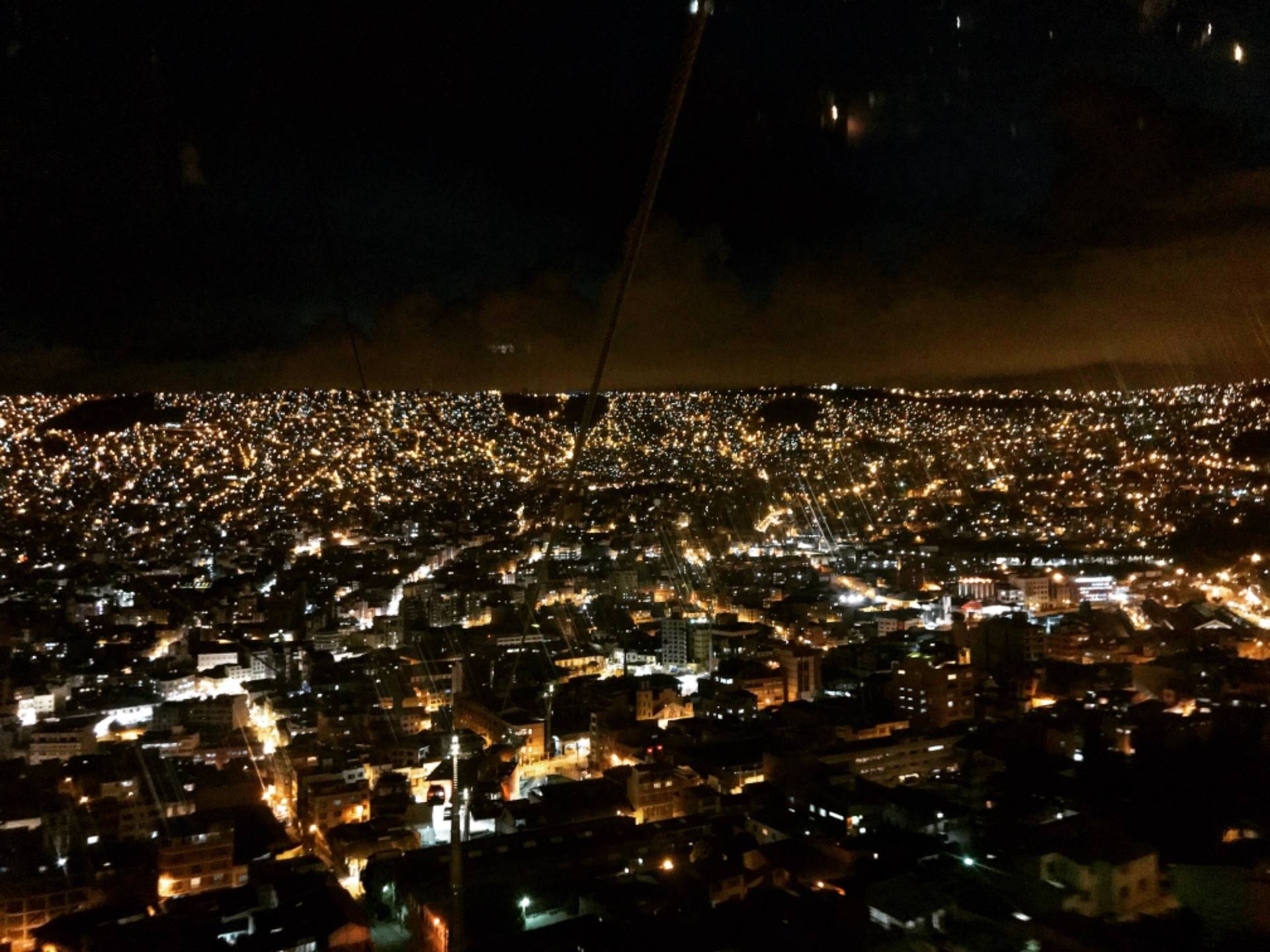 Metro in the sky - Mi Teleférico - La Paz, Bolivia