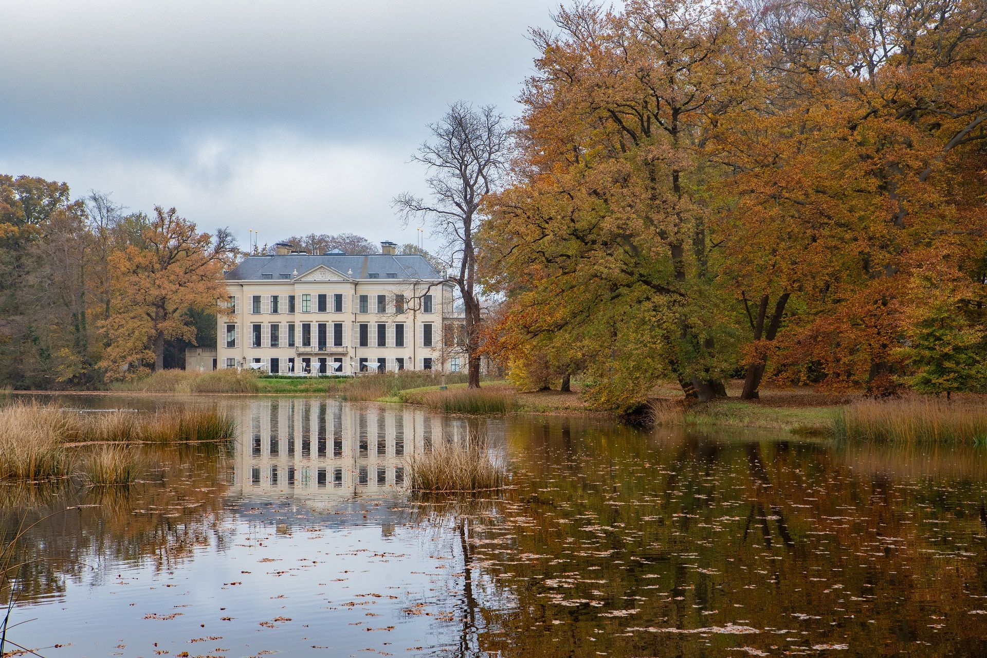 I love reflections in the Water!