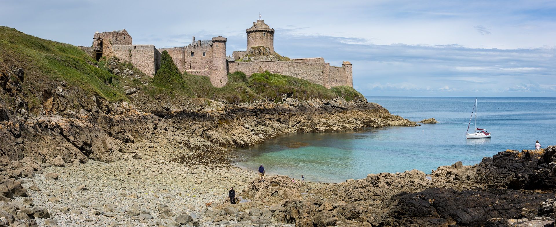 Château de La Roche Goyon, Fort La Latte