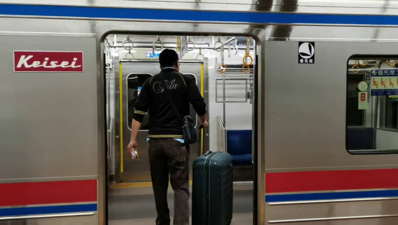 It has been a long time since I felt this feeling on stepping on a train lol hehehe