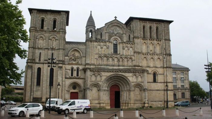 Bordeaux, France [2/3]
