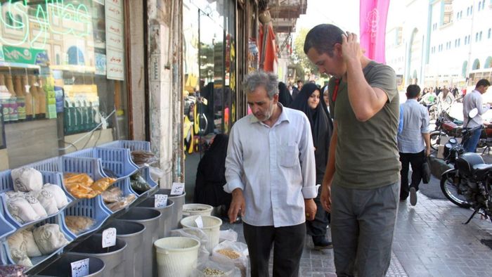 Sayed and on our way to buy a duck [2/3]