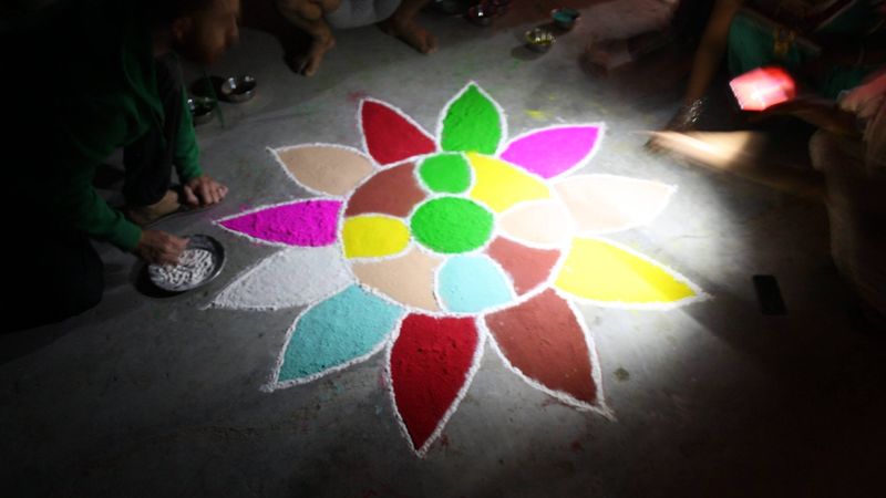 Preparation for Diwali festival [1/3]