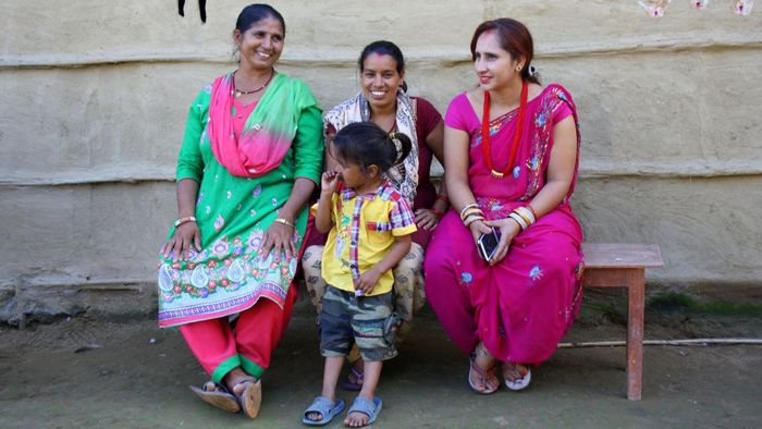 Our hostess Anjana (on the right) and her friends [1/3]