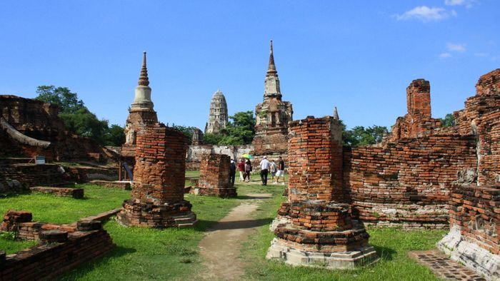 Wat Maha That Temple [2/3]