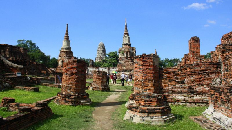 Wat Maha That Temple [2/3]