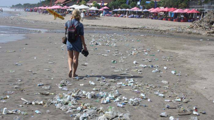 Denpasar Beach [2/2]