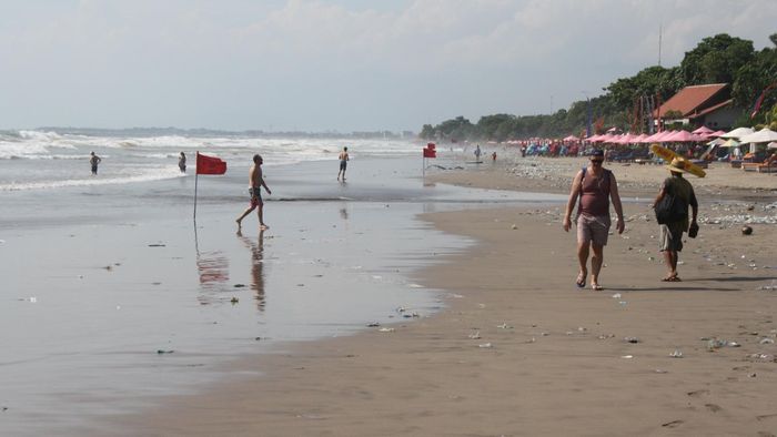 Denpasar Beach [1/2]