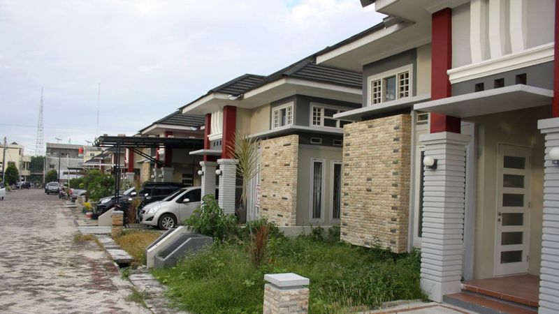 Our host lived in a private housing estate