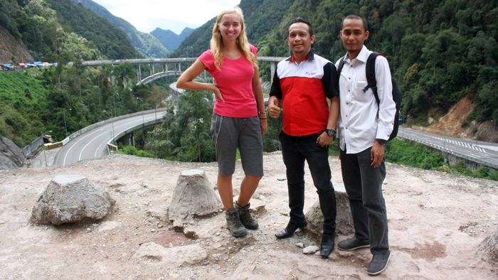 Hithhiking in West Sumatra [2/2]
