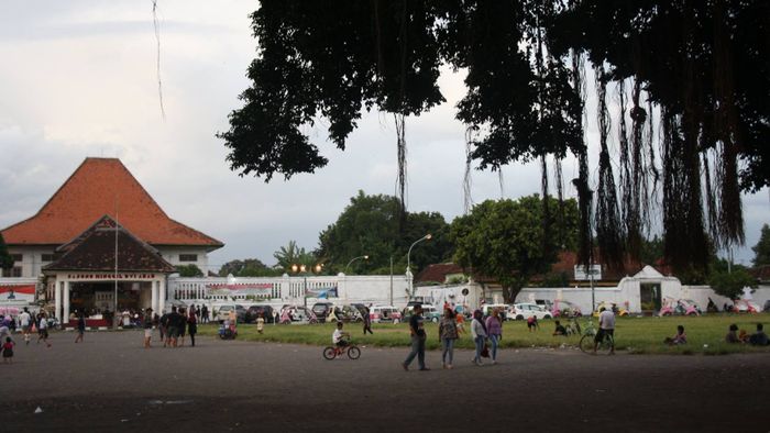 Traveling in Java island, Indonesia