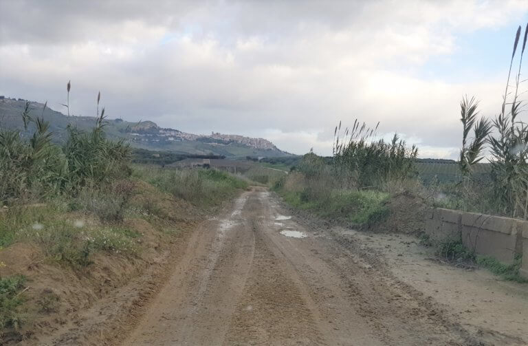 The navigation’s first unconventional interpretation of the route.