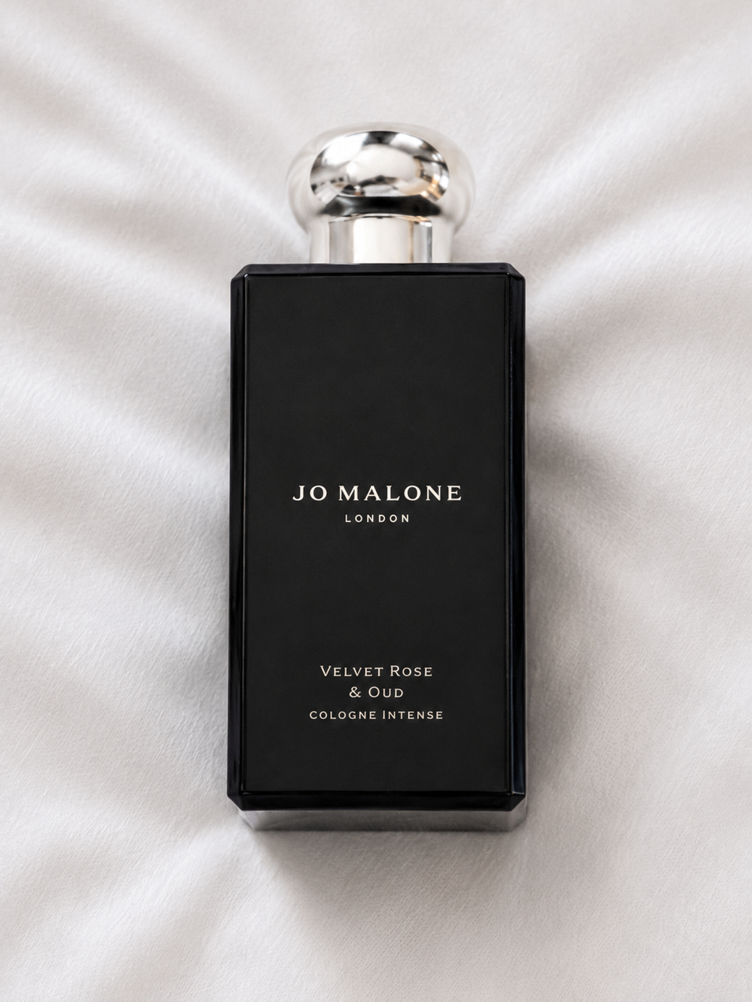 Velvet Rose & Oud: an unplanned purchase on MyStar that became the scent of the journey home.