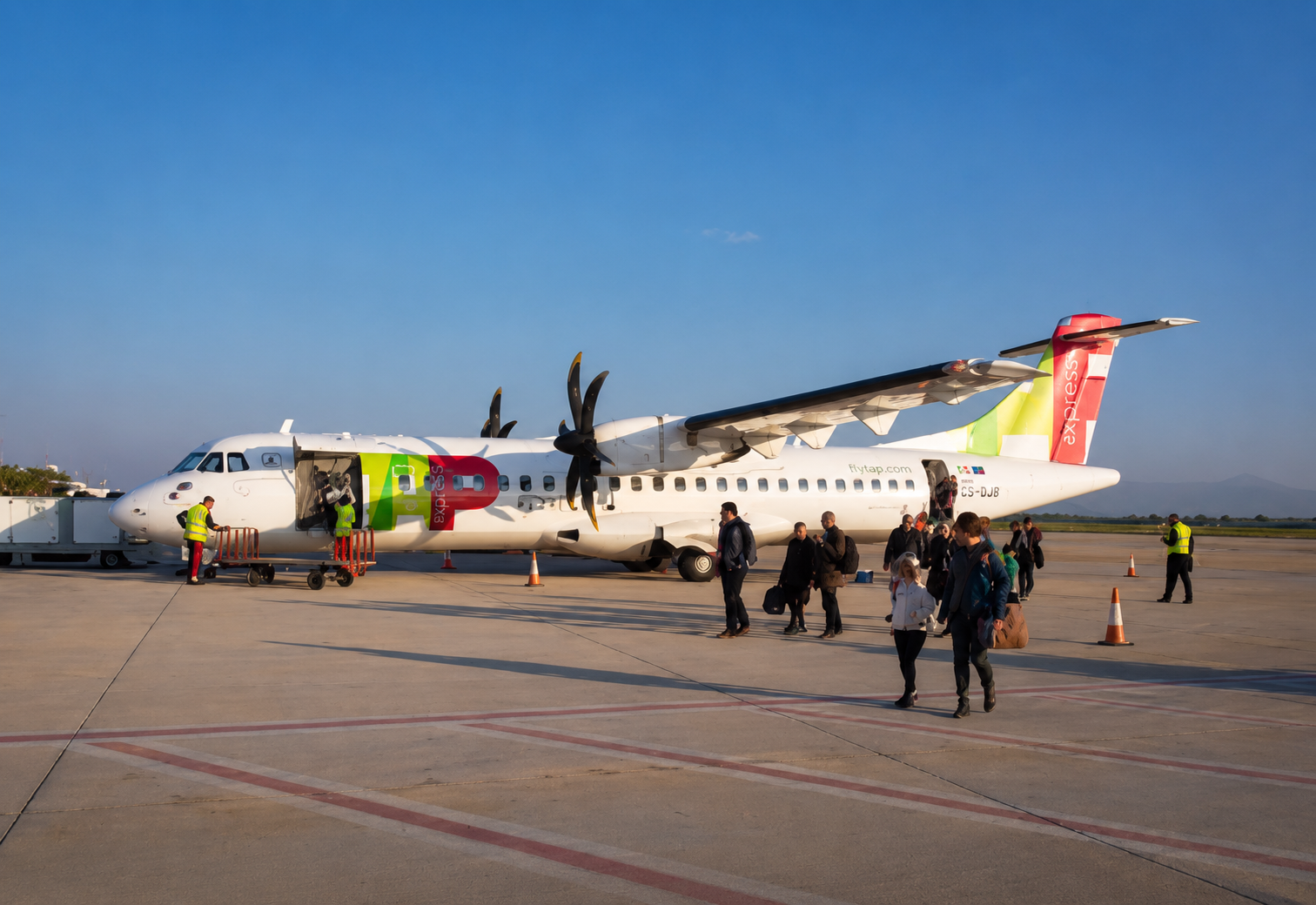 The small TAP Express aircraft that brought me from Lisbon to Fes — a quiet arrival on the edge of my first Morocco.
