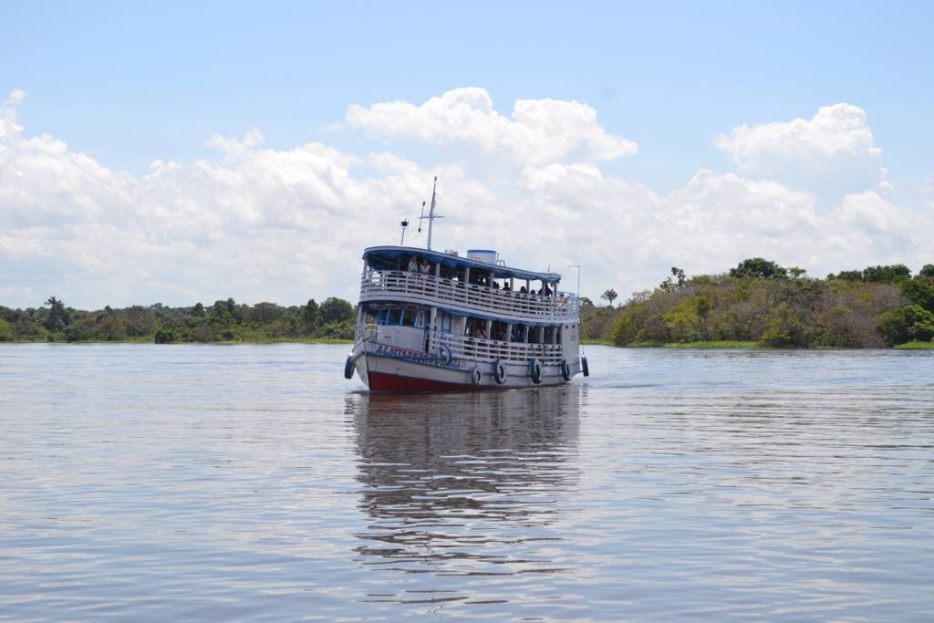 2013: Traveller memories III: Manaus - Meeting of Waters - Part #2
