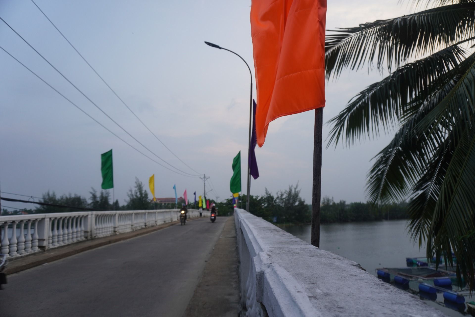 It is a nice walk.. but after a few days of walking.. its just pain.