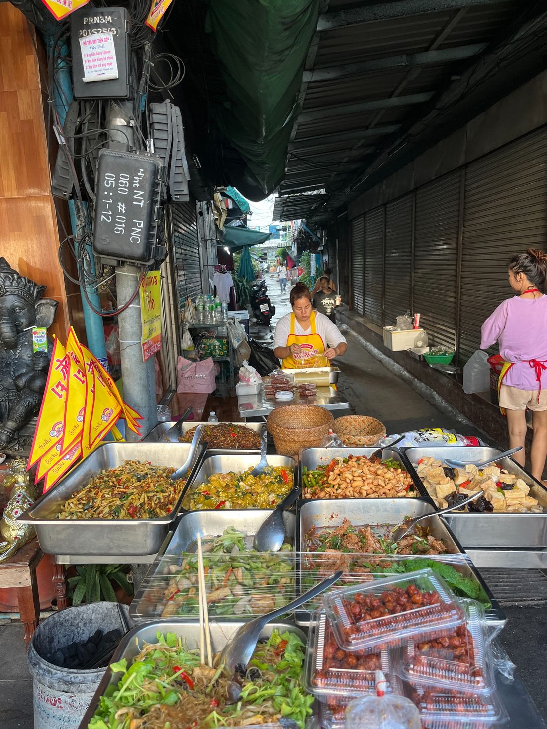 Breakfast offered here for takeaways!