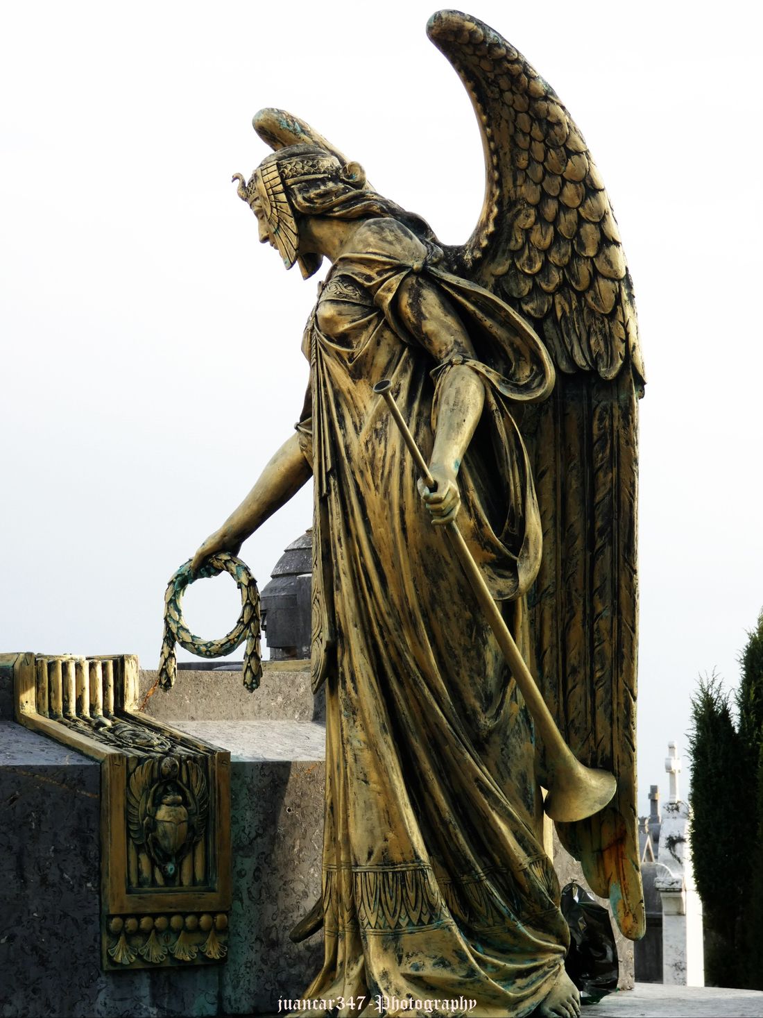 A probable allusion to the Goddess Isis. In the foreground, a sacred scarab, symbol of the resurrection