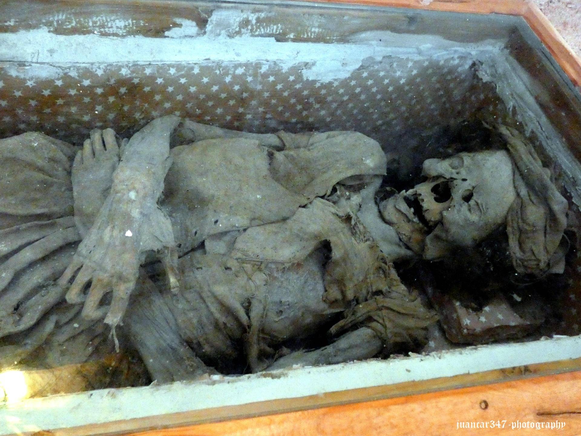Mummified corpse of a mysterious lady