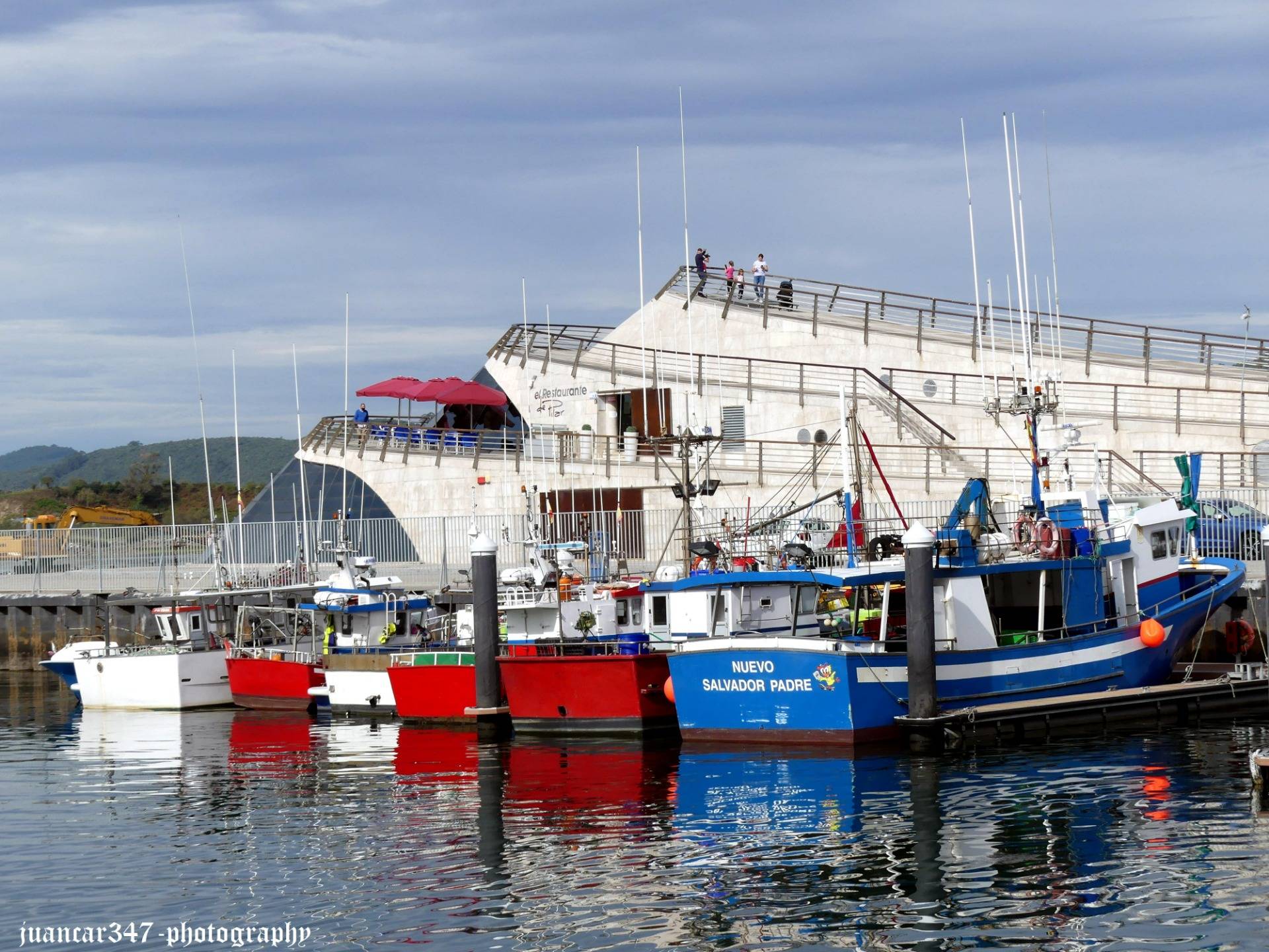 A walk through the port and the Santoña marshes