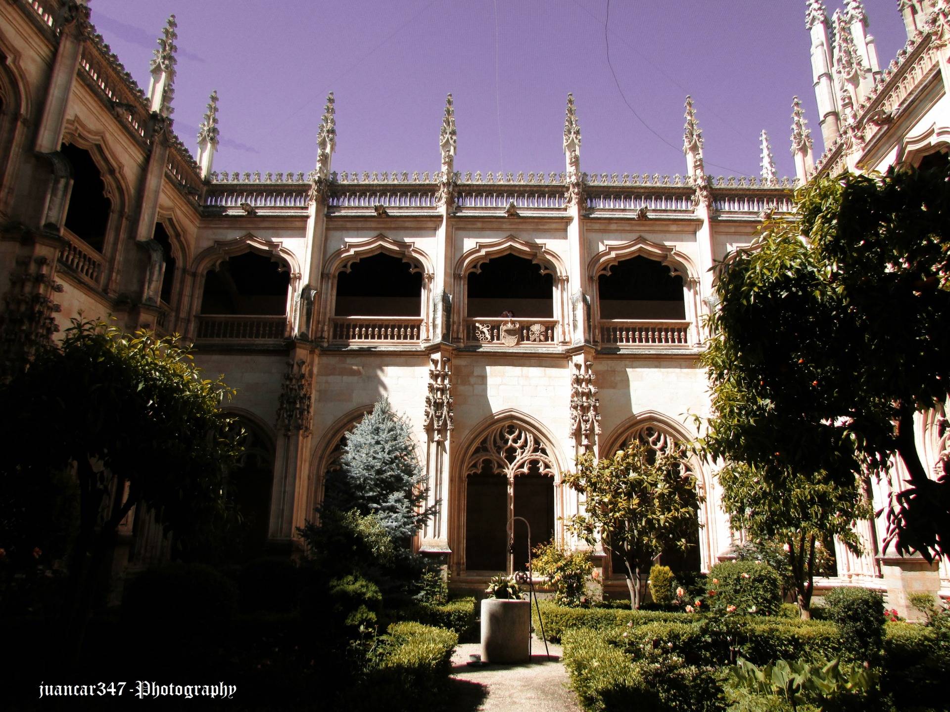 Monastery of San Juan de los Reyes: cloister