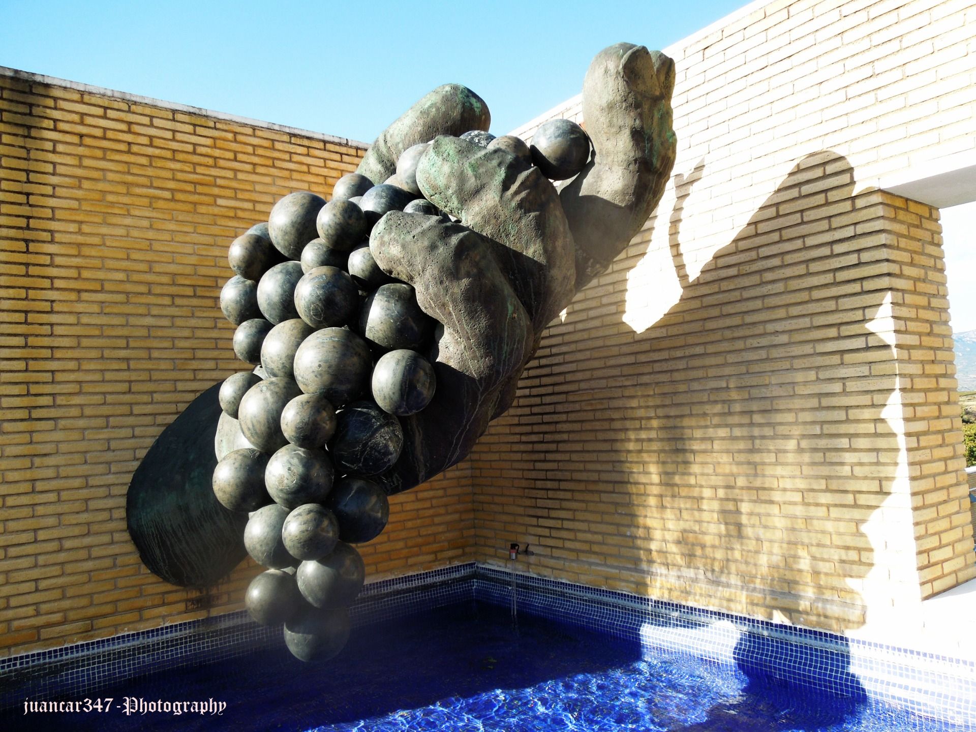 Art paying homage to wine