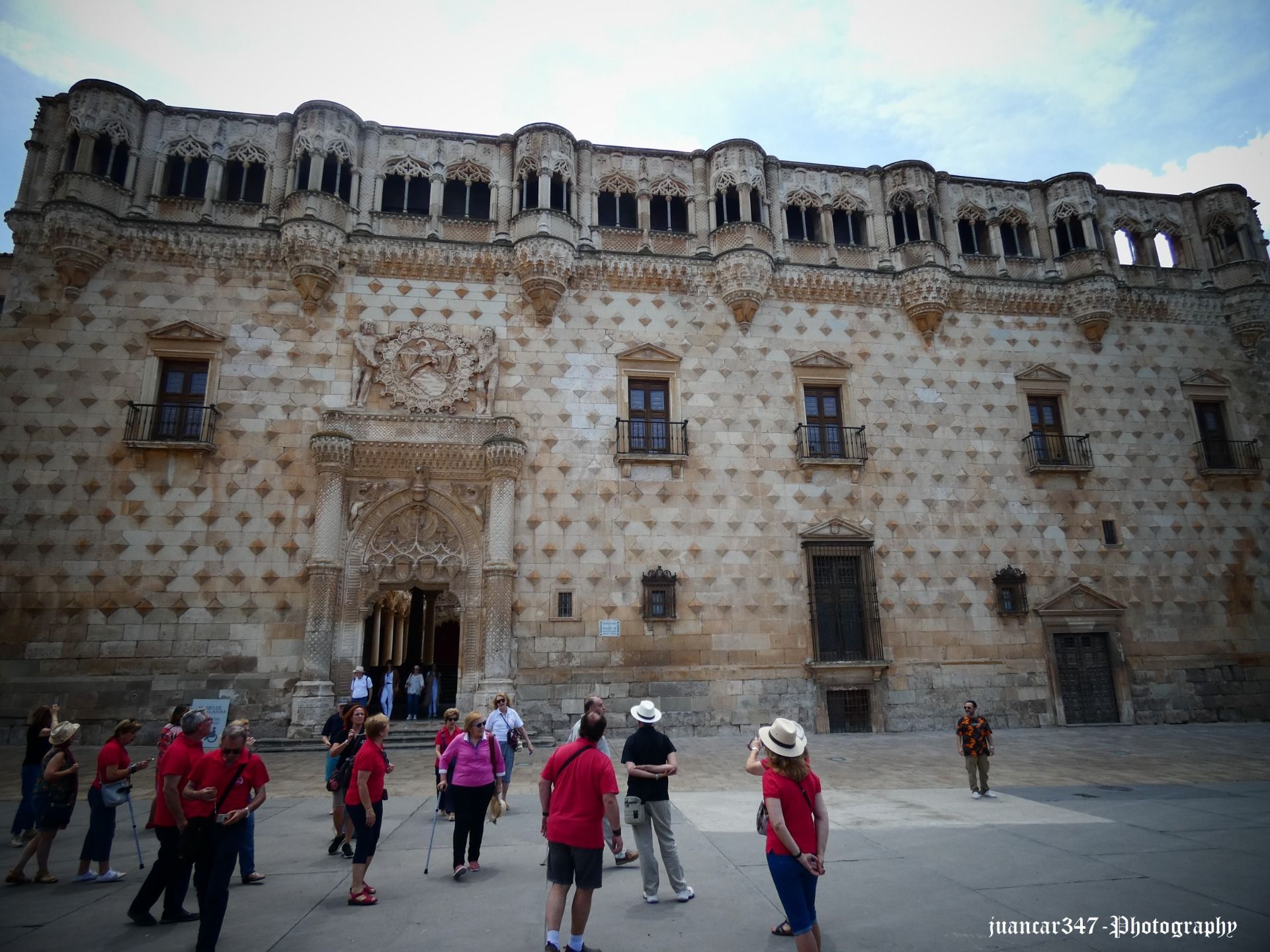 The Infantado Palace, main cover