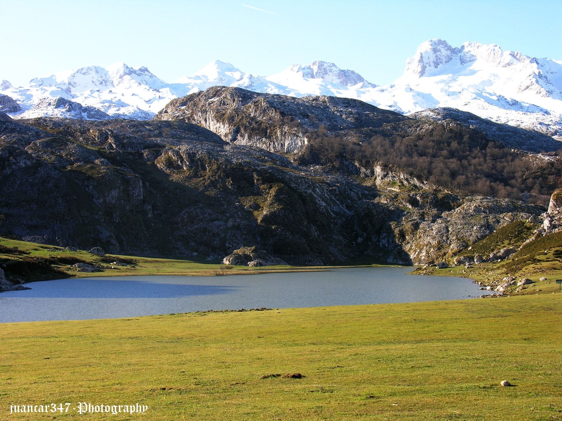 Picos de Europa: panoramic view of Lake Ercina